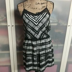 Express Black and White Dress sz XS